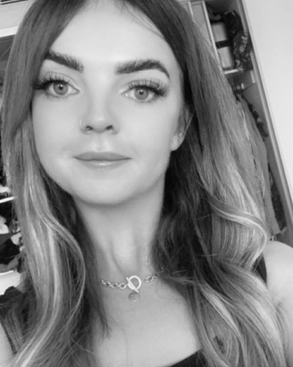 Kelly-Walsh-front-of-house